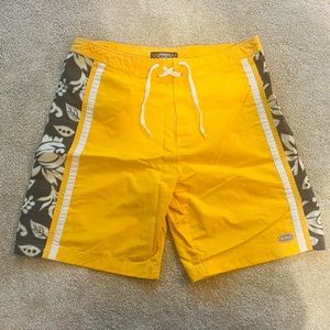 Men’s Del Sol Color Changing Board Shorts Size 38